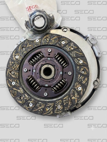 (دیسک و صفحه پژو ۴۰۵ XPU7 موتور 1800 سکو seco اصلی کره جنوبی) *مناسب برای پژو 405 با موتور XPU7 1800 پارس ، سمند ، سورن و .. *برند سکو اصلی کره ضمانت اصالت و سلامت فیزیکی کالا* مدل 4 فنر کیت کامل کلاچ شامل دیسک و صفحه و بلبرینگ کلاچ *گارانتی*